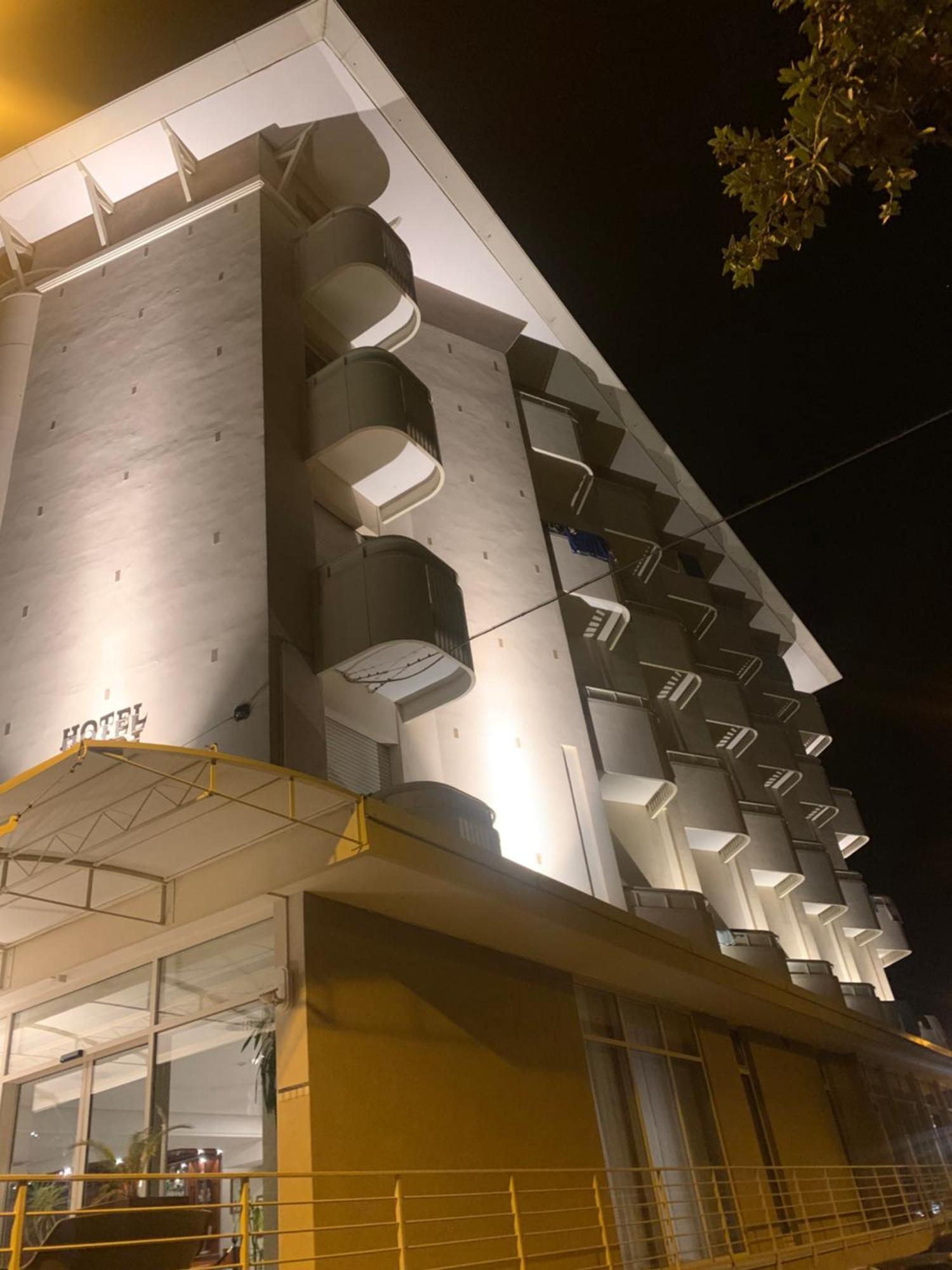 Hotel Audi Frontemare Rimini Exterior photo